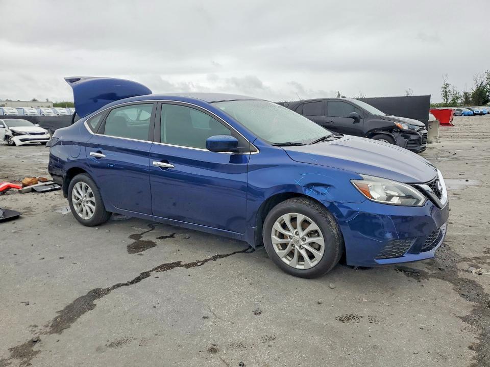 48902716 :رقم المزاد ، 3N1AB7AP2JL652872 vin ، 2018 Nissan Sentra مزاد بيع