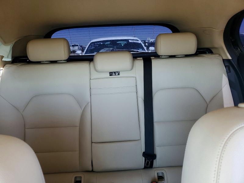49171916 :رقم المزاد ، WDCTG4EB0GJ270841 vin ، 2016 Mercedes-benz Gla مزاد بيع
