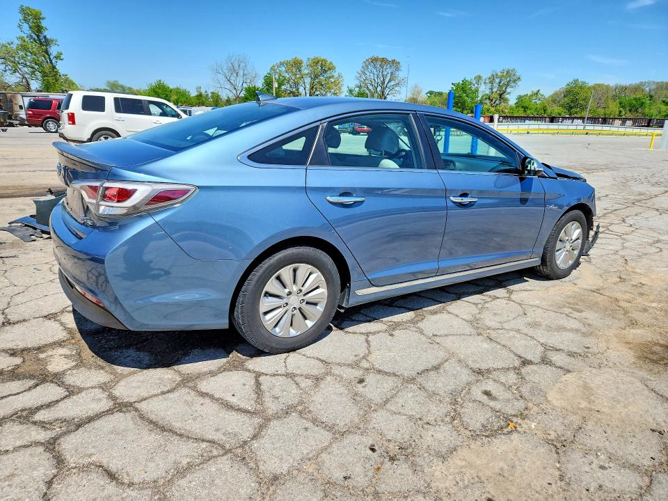 Продажа на аукционе авто 2016 Hyundai Sonata Hybrid, vin: KMHE24L14GA039556, номер лота: 50765156