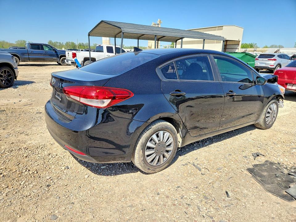 Продажа на аукционе авто 2017 Kia Forte, vin: 3KPFL4A73HE028902, номер лота: 50642226