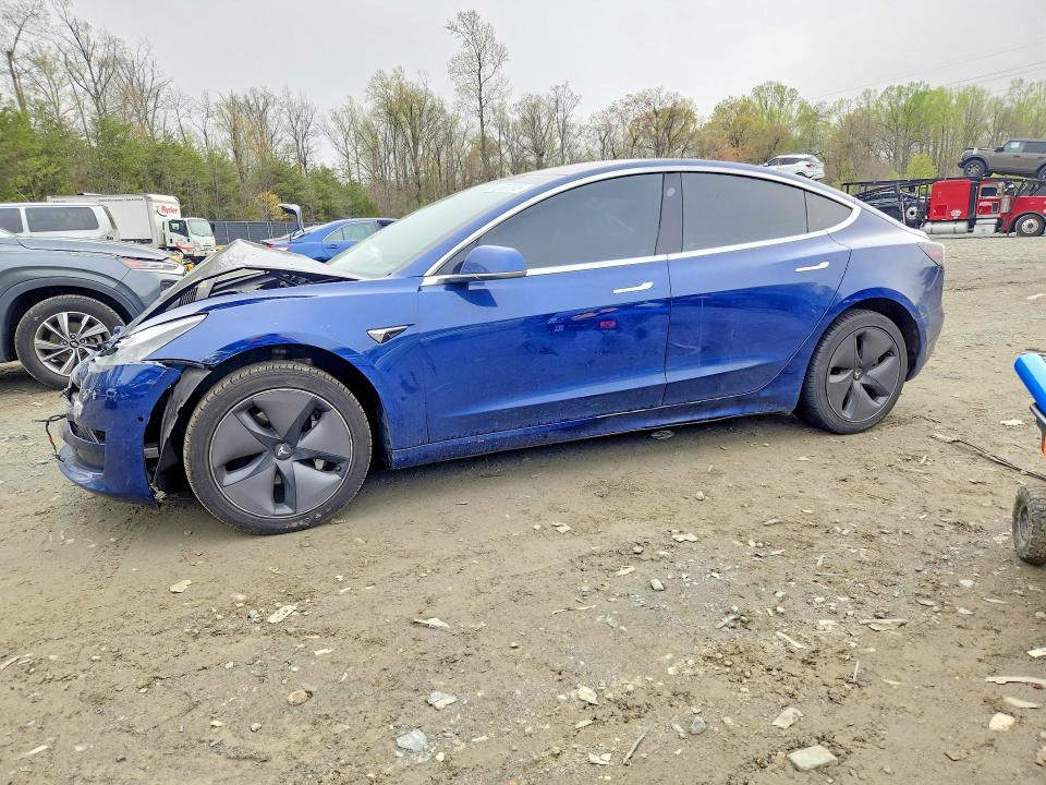 Продажа на аукционе авто 2018 Tesla Model 3, vin: 5YJ3E1EA0JF007247, номер лота: 48507046