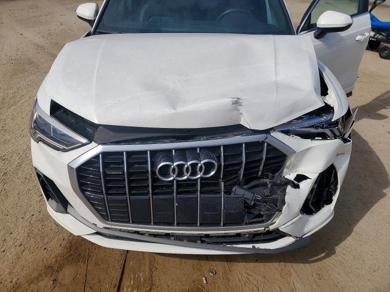 51534846 :رقم المزاد ، WA1DECF31P1045565 vin ، 2023 Audi Q3 مزاد بيع