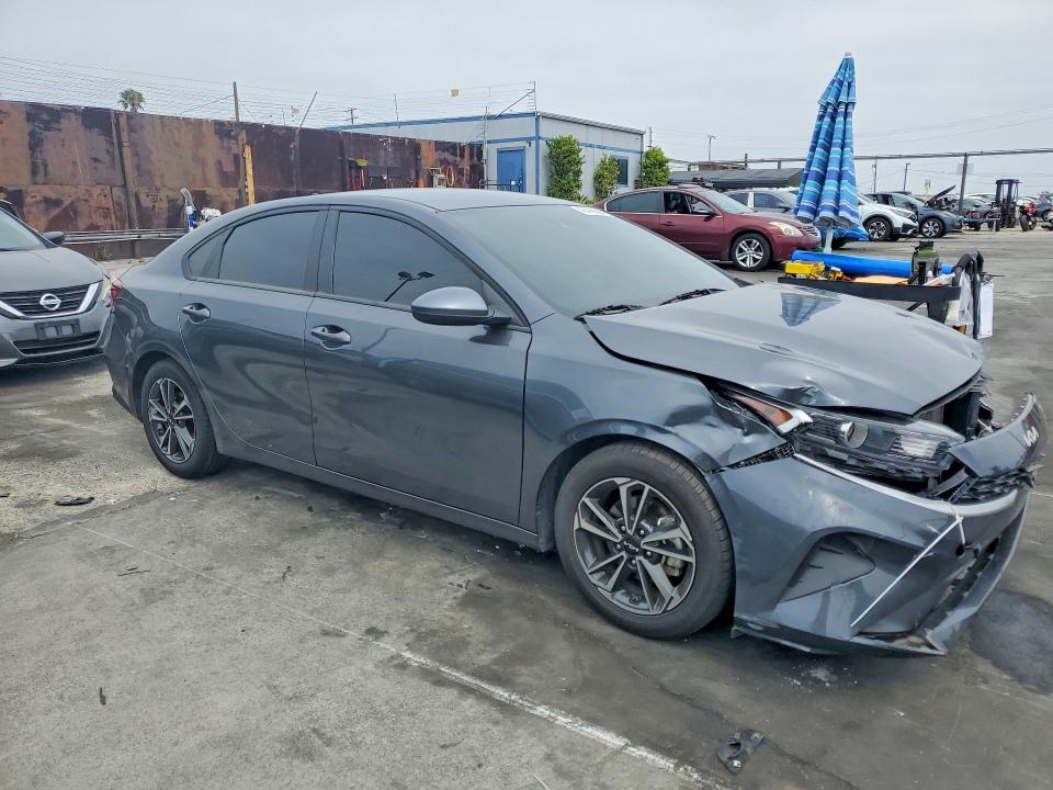 49449666 :رقم المزاد ، 3KPF24AD3RE770176 vin ، 2024 Kia Forte مزاد بيع