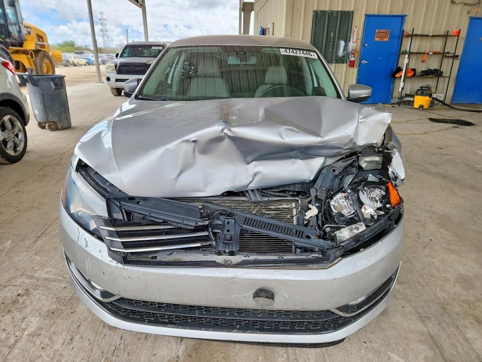 Продажа на аукционе авто 2015 Volkswagen Passat, vin: 1VWAS7A31FC099304, номер лота: 47427446