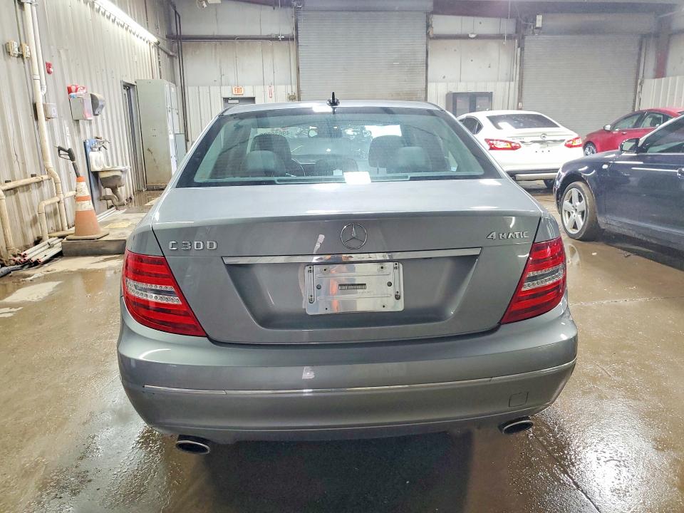 Продажа на аукционе авто 2014 Mercedes-benz C, vin: WDDGF8AB7ER319755, номер лота: 49630236