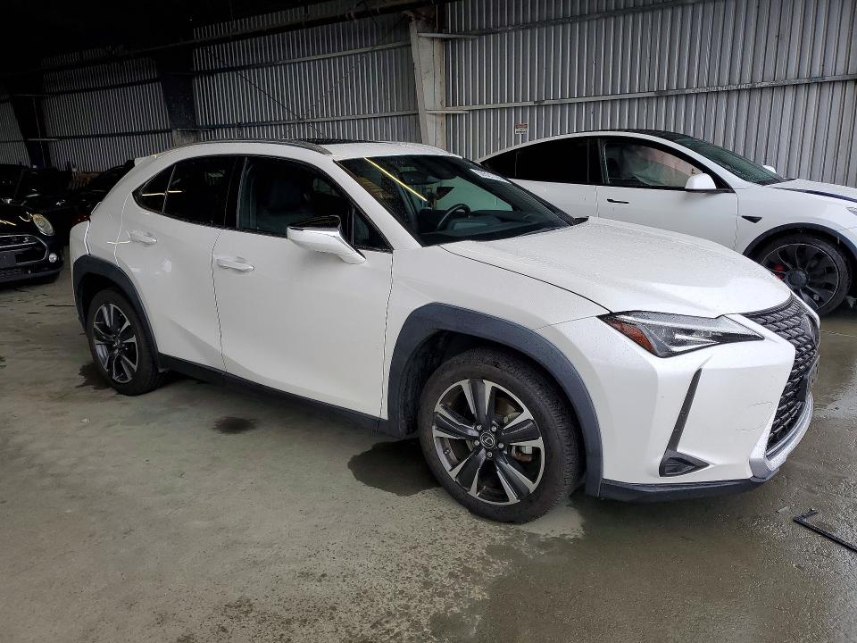 50521126 :رقم المزاد ، JTHP3JBH9L2021905 vin ، 2020 Lexus Ux مزاد بيع