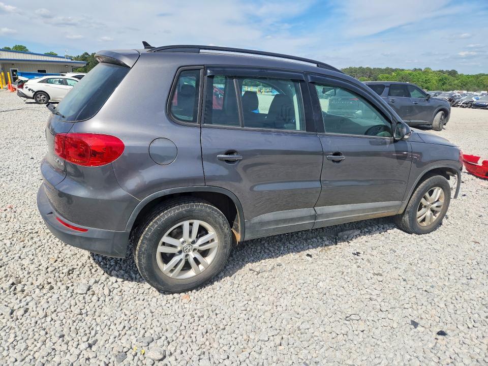2015 Volkswagen Tiguan მანქანა იყიდება აუქციონზე, vin: WVGAV7AX7FW579239, აუქციონის ნომერი: 49780346