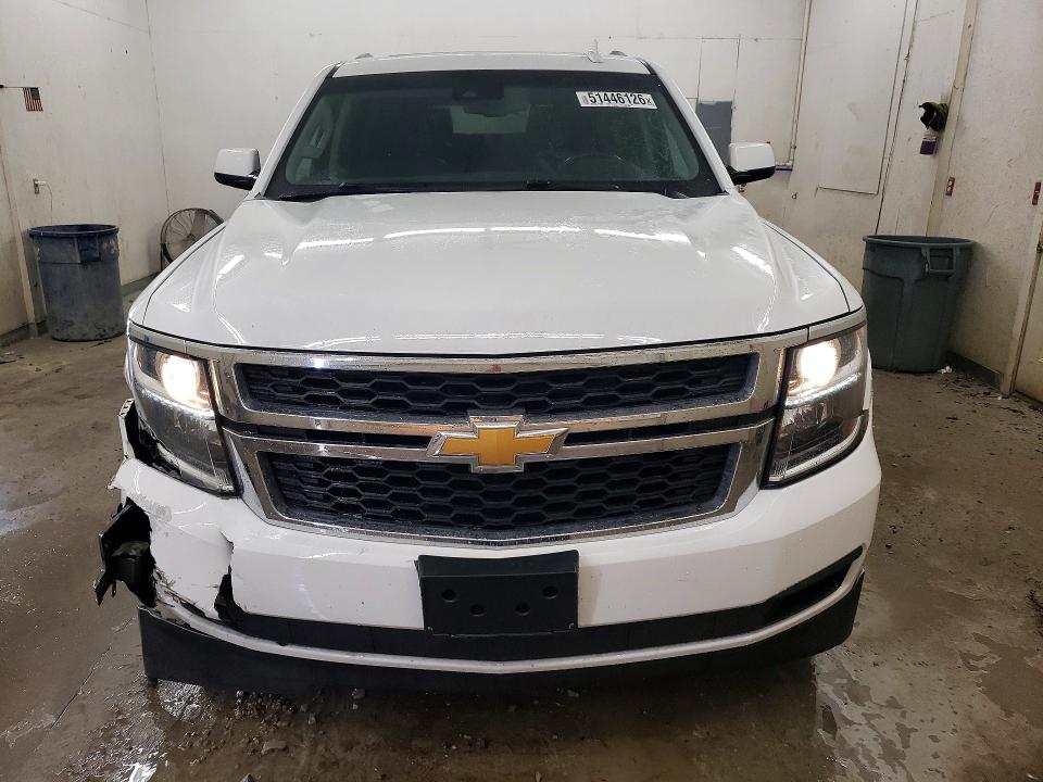 Продажа на аукционе авто 2018 Chevrolet Suburban, vin: 1GNSKHKC1JR370015, номер лота: 51446126