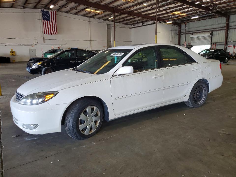 49970596 :رقم المزاد ، 4T1BE32K83U207738 vin ، 2003 Toyota Camry مزاد بيع