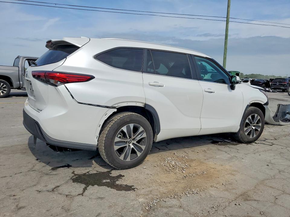 50082676 :رقم المزاد ، 5TDKDRBH6PS041356 vin ، 2023 Toyota Highlander مزاد بيع