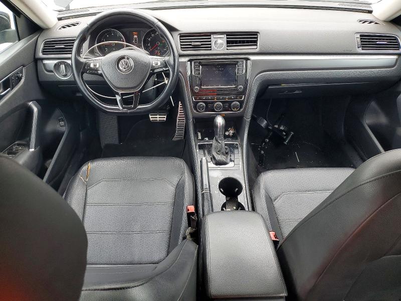 50180166 :رقم المزاد ، 1VWDT7A34HC061367 vin ، 2017 Volkswagen Passat مزاد بيع
