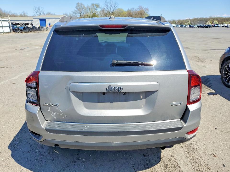 48460076 :رقم المزاد ، 1C4NJDEB0FD424946 vin ، 2015 Jeep Compass مزاد بيع