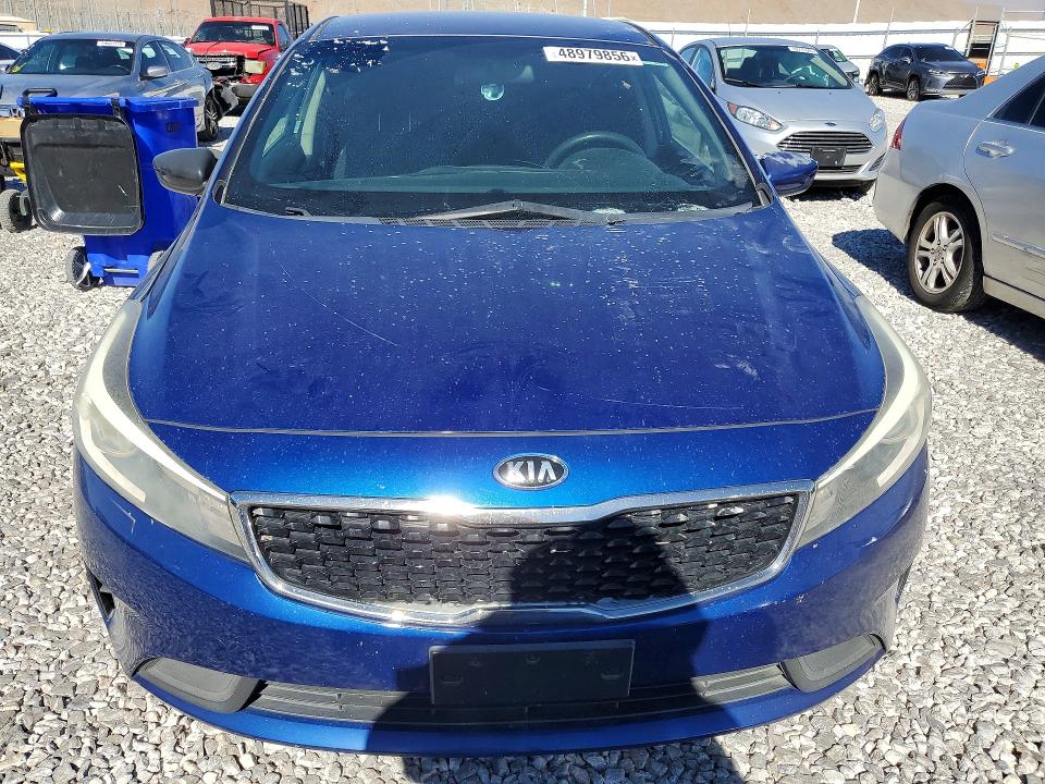 48979856 :رقم المزاد ، 3KPFK4A76HE071181 vin ، 2017 Kia Forte مزاد بيع