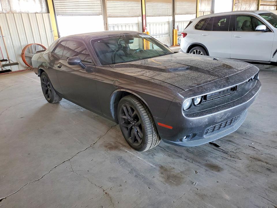 49768976 :رقم المزاد ، 2C3CDZAGXMH668234 vin ، 2021 Dodge Challenger مزاد بيع