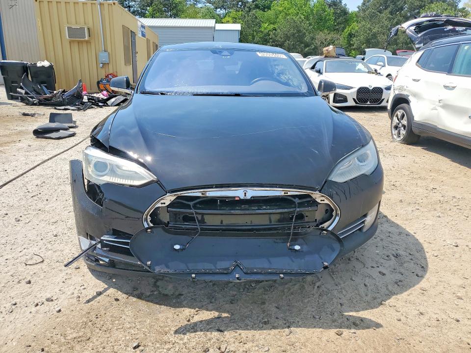 Продажа на аукционе авто 2016 Tesla Model S, vin: 5YJSA1E41GF134177, номер лота: 49000446