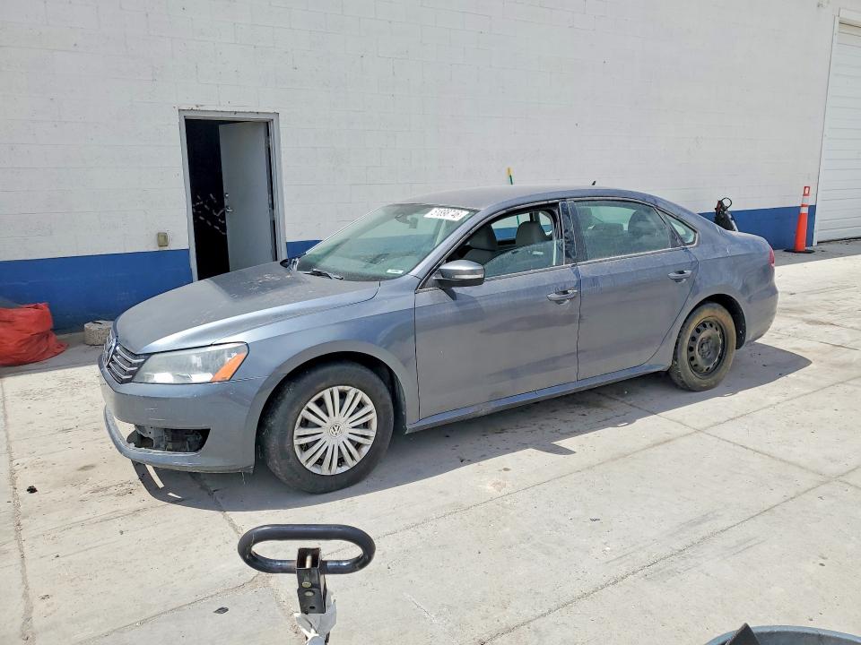 51898746 :رقم المزاد ، 1VWAP7A31EC016597 vin ، 2014 Volkswagen Passat مزاد بيع
