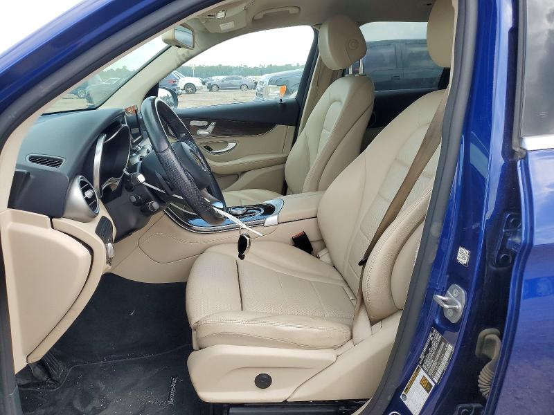 50931396 :رقم المزاد ، WDC0G4JB4HF132765 vin ، 2017 Mercedes-benz Glc مزاد بيع