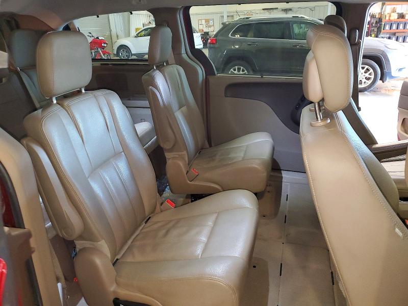 50196676 :رقم المزاد ، 2C4RC1CG6GR260805 vin ، 2016 Chrysler Town & Country مزاد بيع