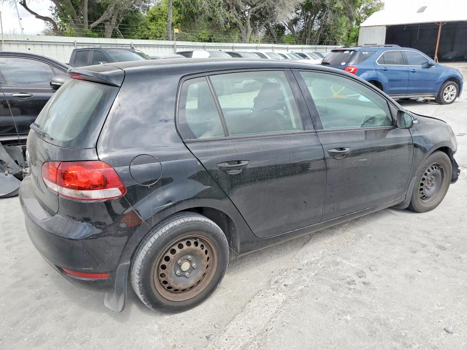 2013 Volkswagen Golf მანქანა იყიდება აუქციონზე, vin: WVWDB7AJ7DW138682, აუქციონის ნომერი: 48684236