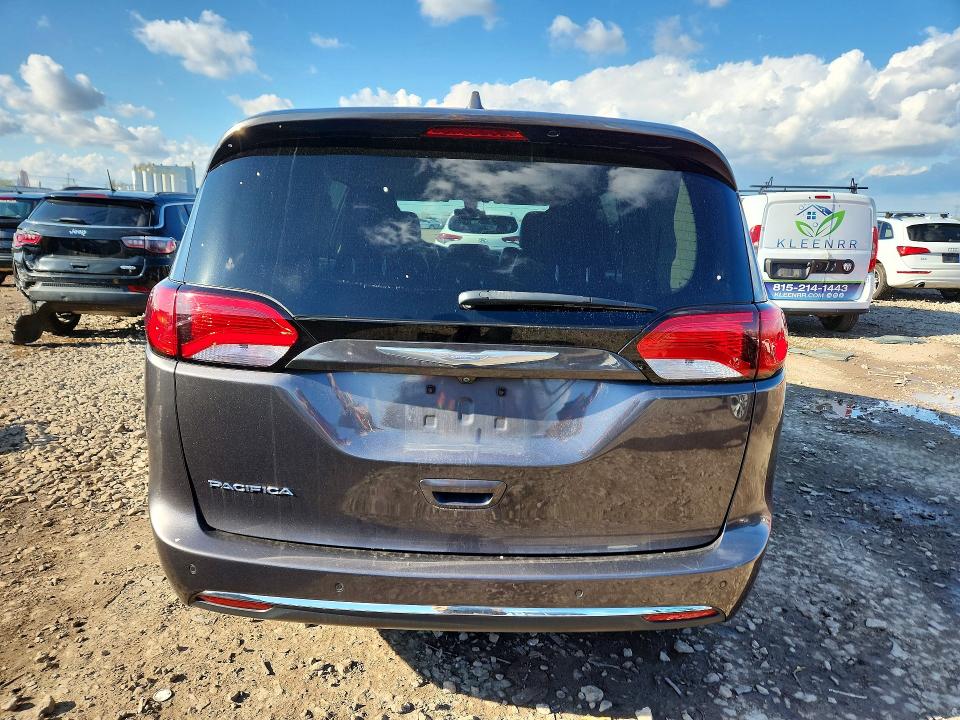 50266256 :رقم المزاد ، 2C4RC1EG5HR757486 vin ، 2017 Chrysler Pacifica مزاد بيع