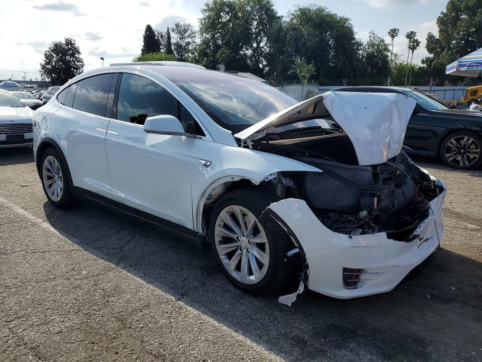Auction sale of the 2016 Tesla Model X, vin: 5YJXCAE20GF001540, lot number: 50425456