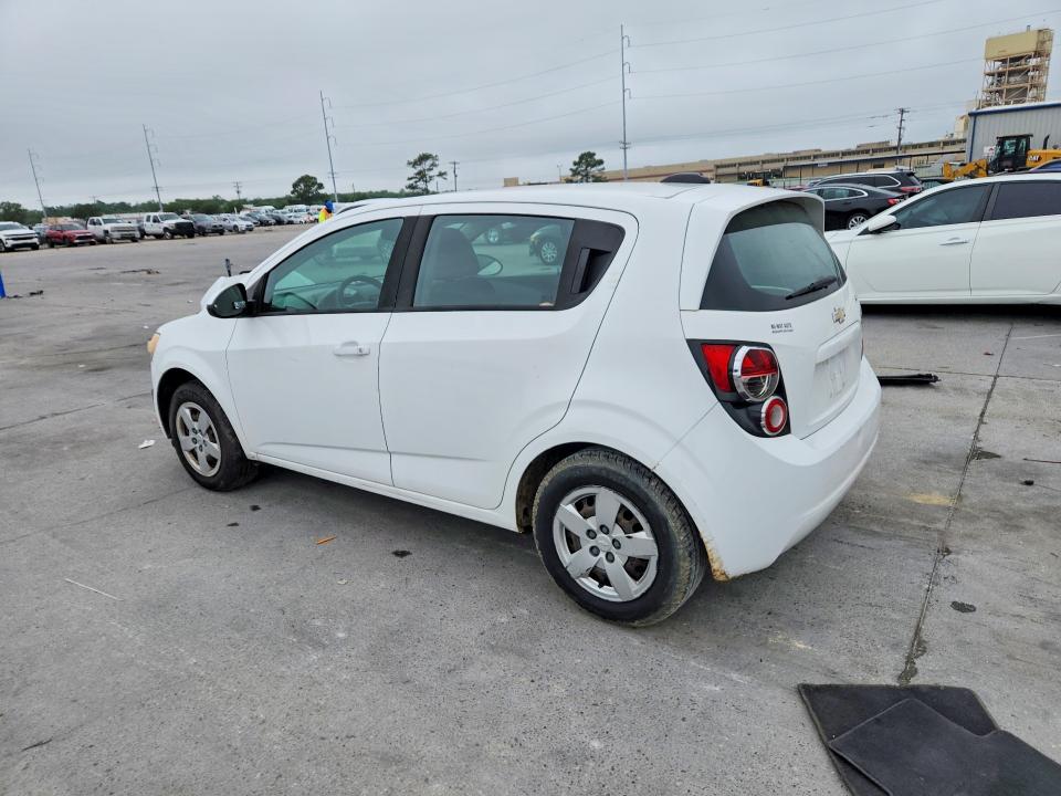 51528676 :رقم المزاد ، 1G1JA6SH2G4170640 vin ، 2016 Chevrolet Sonic مزاد بيع