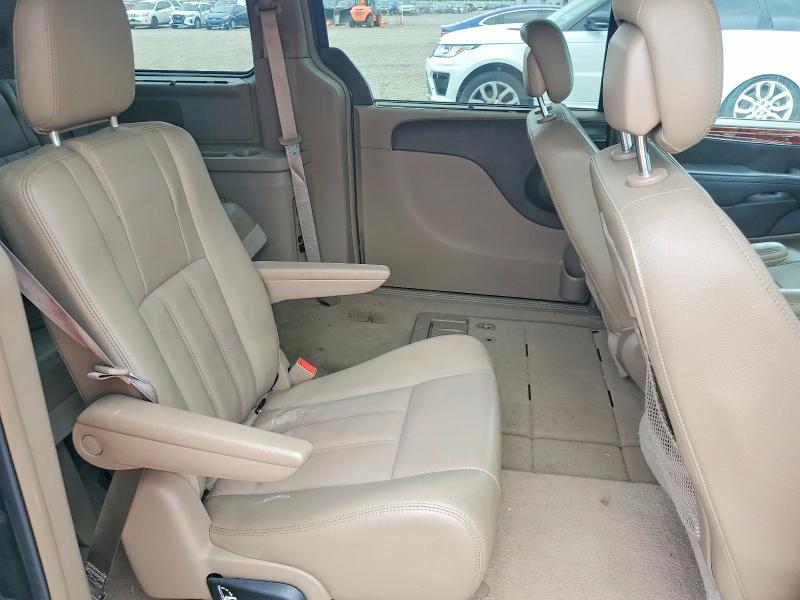 2015 Chrysler Town & Country მანქანა იყიდება აუქციონზე, vin: 2C4RC1BG6FR754646, აუქციონის ნომერი: 49562006