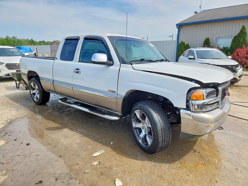 Продажа на аукционе авто 2001 Gmc New Sierra, vin: 2GTEC19V411369547, номер лота: 51073736