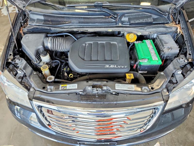 51814526 :رقم المزاد ، 2C4RC1BG8GR199913 vin ، 2016 Chrysler Town & Country مزاد بيع