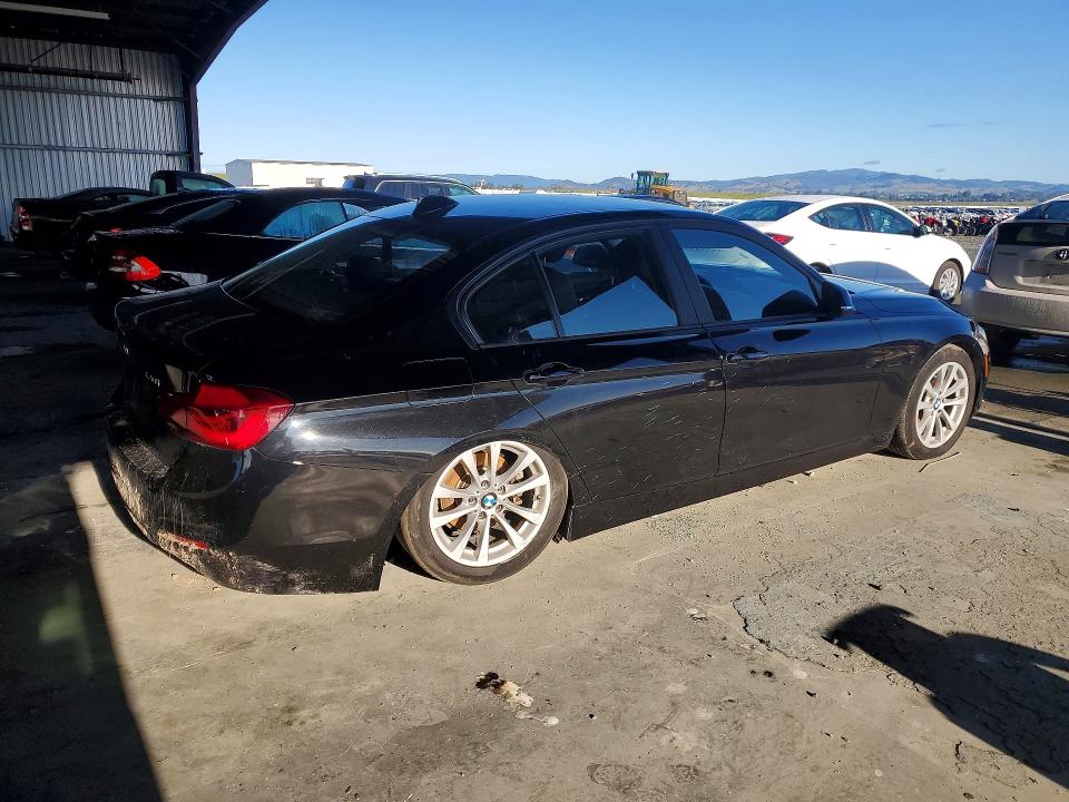 2016 Bmw 320 მანქანა იყიდება აუქციონზე, vin: WBA8A9C50GK622587, აუქციონის ნომერი: 49509976