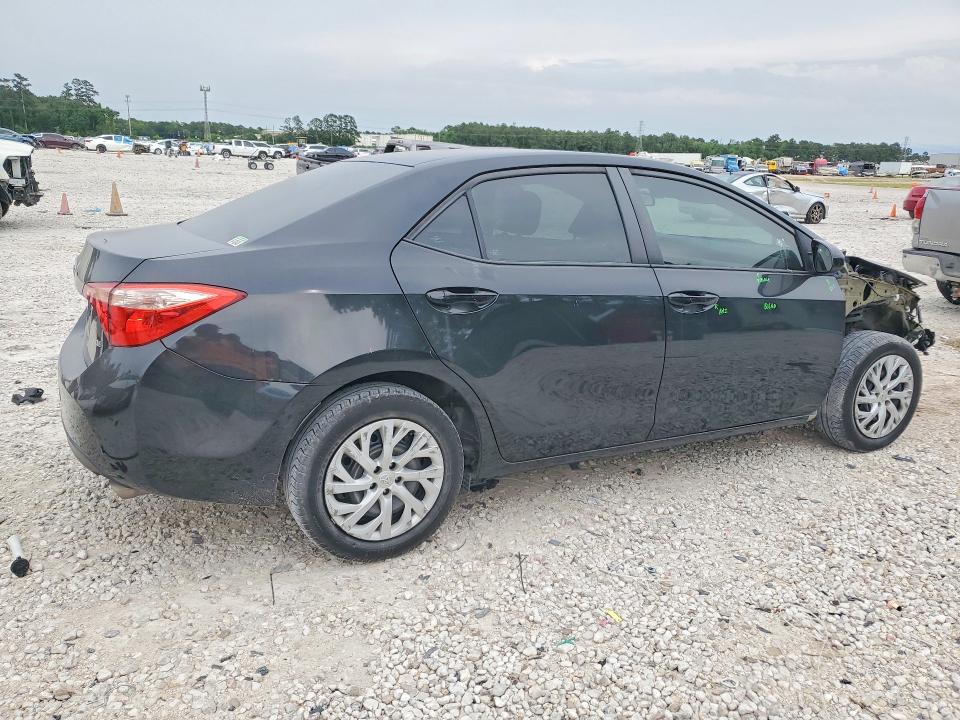 Продажа на аукционе авто 2018 Toyota Corolla, vin: 5YFBURHE7JP761147, номер лота: 51997126