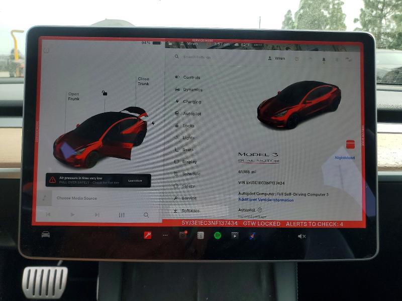 48935146 :رقم المزاد ، 5YJ3E1EC3NF137434 vin ، 2022 Tesla Model 3 مزاد بيع