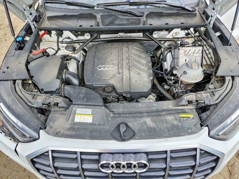 48042156 :رقم المزاد ، WA1AAAFY3M2033356 vin ، 2021 Audi Q5 مزاد بيع