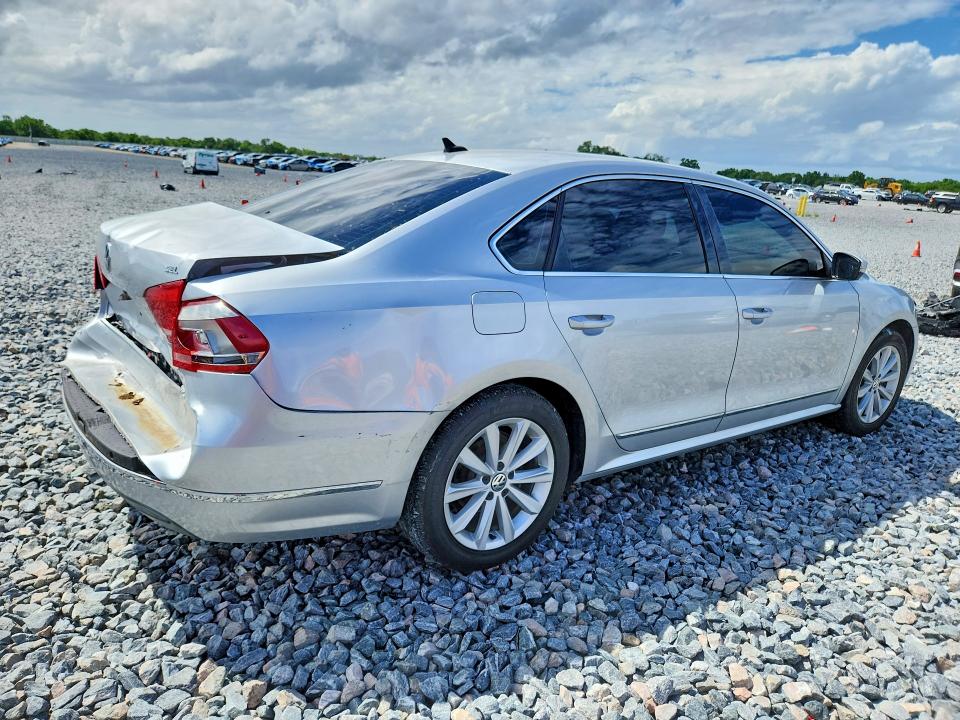 2013 Volkswagen Passat მანქანა იყიდება აუქციონზე, vin: 1VWCH7A39DC039713, აუქციონის ნომერი: 49219446