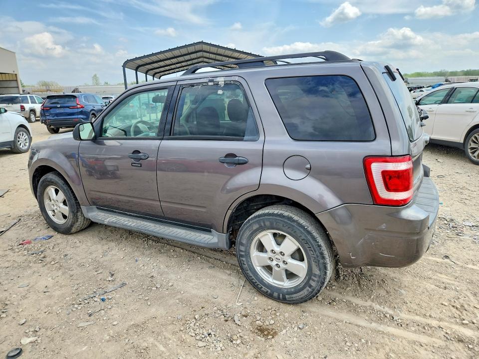 2011 Ford Escape მანქანა იყიდება აუქციონზე, vin: 1FMCU0D75BKA87972, აუქციონის ნომერი: 50555076
