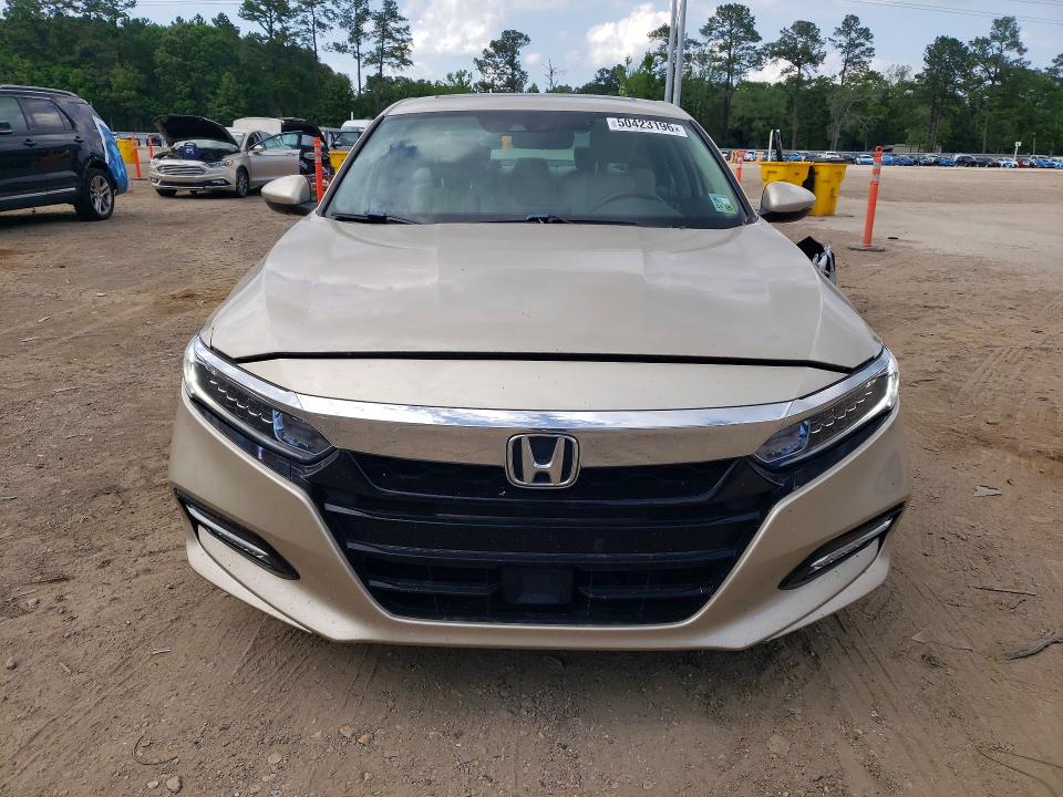 Продаж на аукціоні авто 2018 Honda Accord, vin: 1HGCV3F55JA000902, номер лоту: 50423196