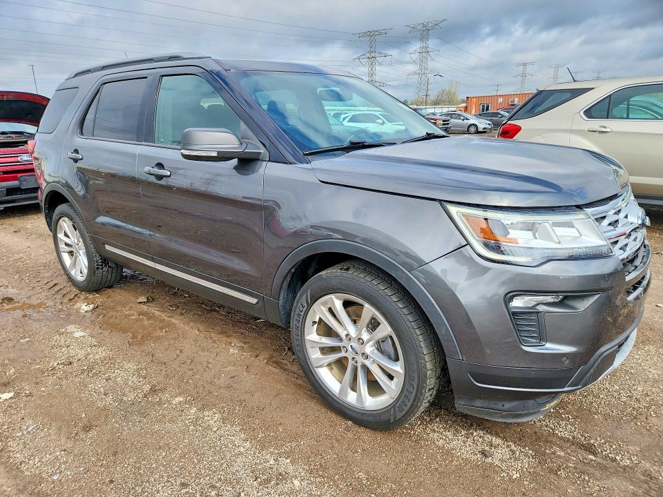 50043186 :رقم المزاد ، 1FM5K8D8XKGA21376 vin ، 2019 Ford Explorer مزاد بيع