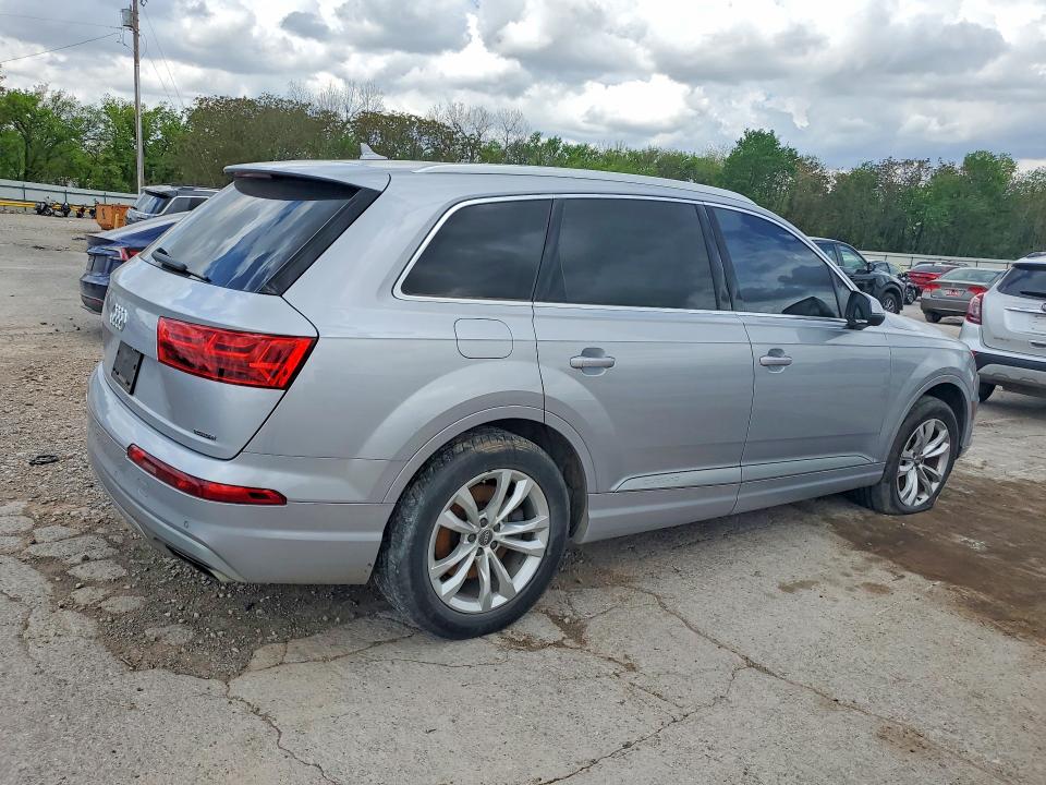 Продажа на аукционе авто 2019 Audi Q7, vin: WA1LAAF79KD043780, номер лота: 48808416