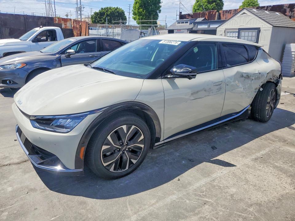 Auction sale of the 2024 Kia Ev6, vin: KNDC34LA6R5230562, lot number: 51306276