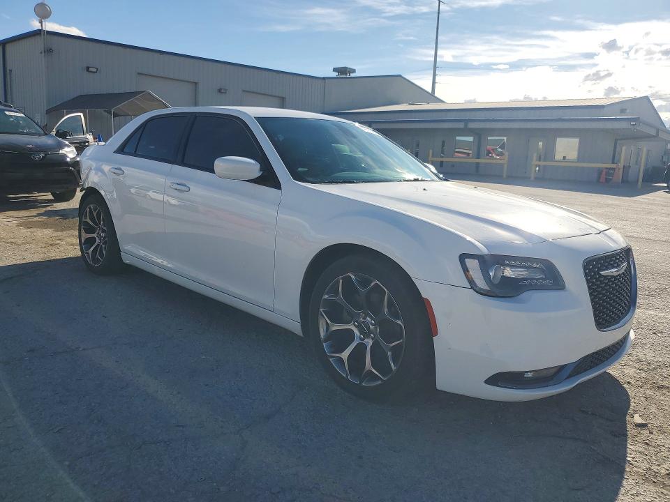 Aukcja sprzedaży 2018 Chrysler 300, vin: 2C3CCABGXJH216542, numer aukcji: 49613316