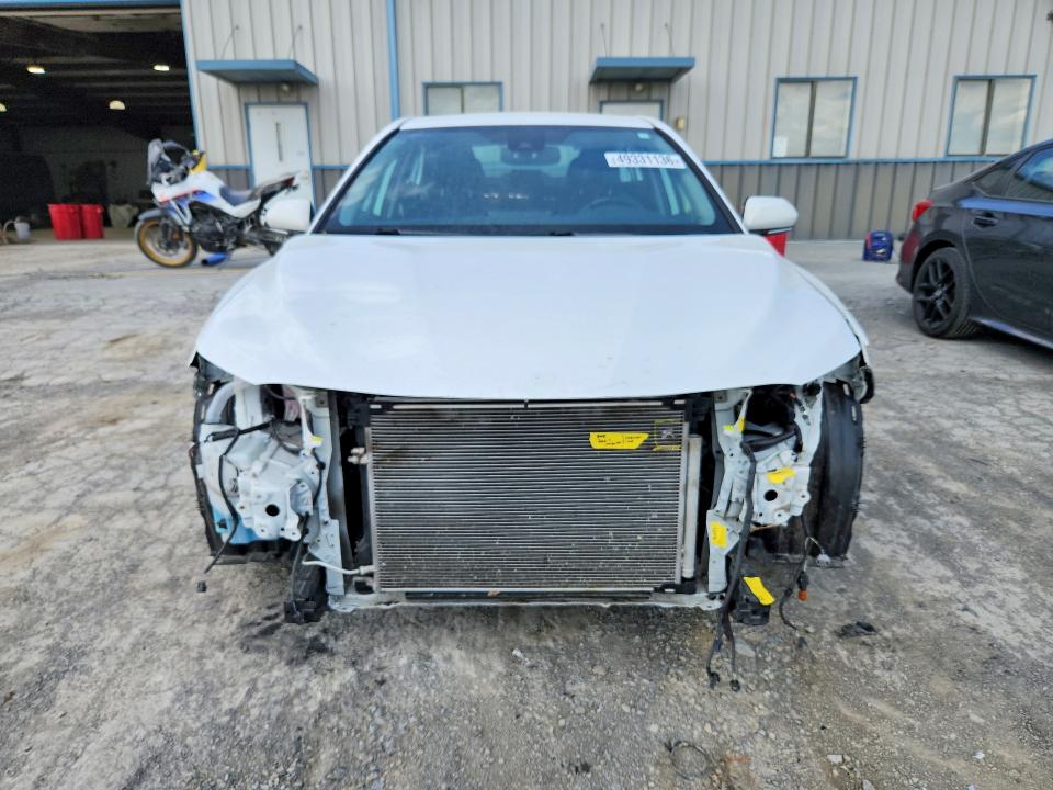 49331136 :رقم المزاد ، 4T1T11AK2NU702798 vin ، 2022 Toyota Camry مزاد بيع