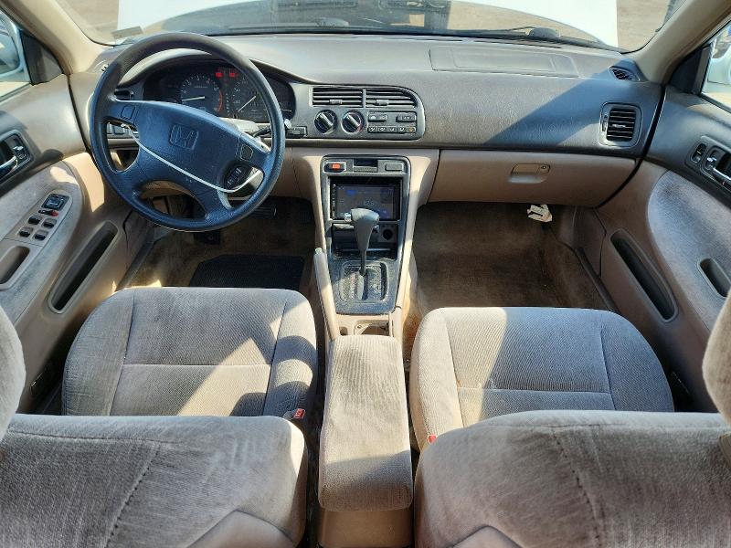 50748486 :رقم المزاد ، 1HGCD5632RA062069 vin ، 1994 Honda Accord مزاد بيع