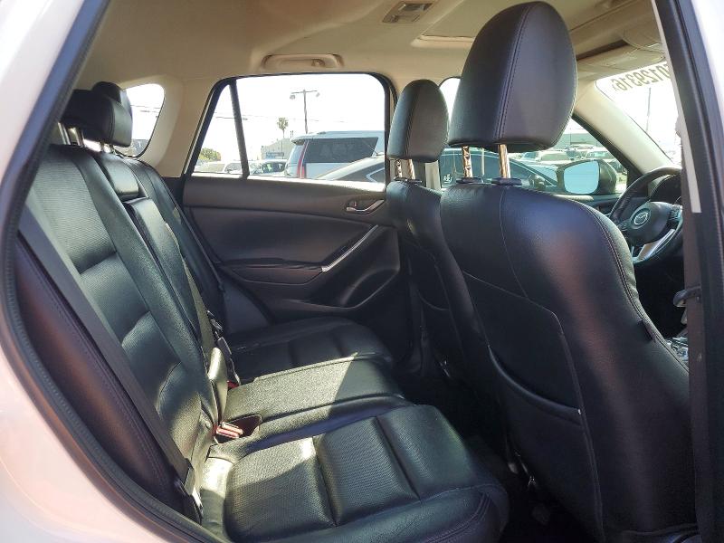 50129316 :رقم المزاد ، JM3KE2DYXG0724754 vin ، 2016 Mazda Cx-5 مزاد بيع