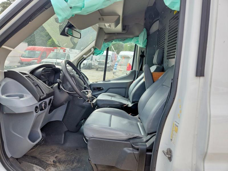 51272596 :رقم المزاد ، 1FTYR2CM8JKA62562 vin ، 2018 Ford Transit مزاد بيع
