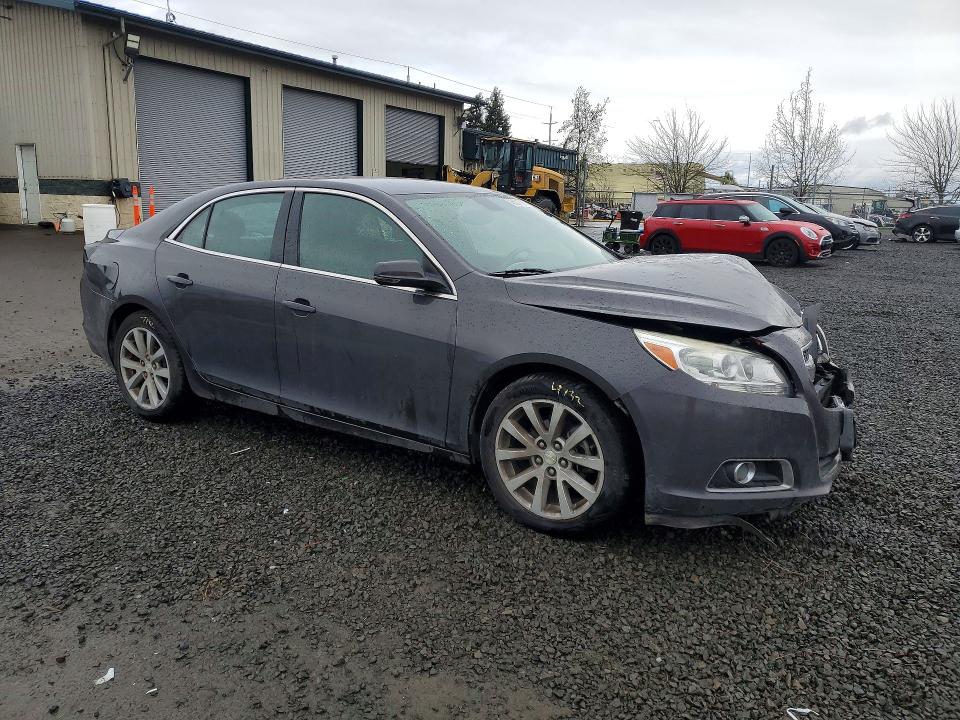 48321686 :رقم المزاد ، 1G11E5SA1DF285215 vin ، 2013 Chevrolet Malibu مزاد بيع
