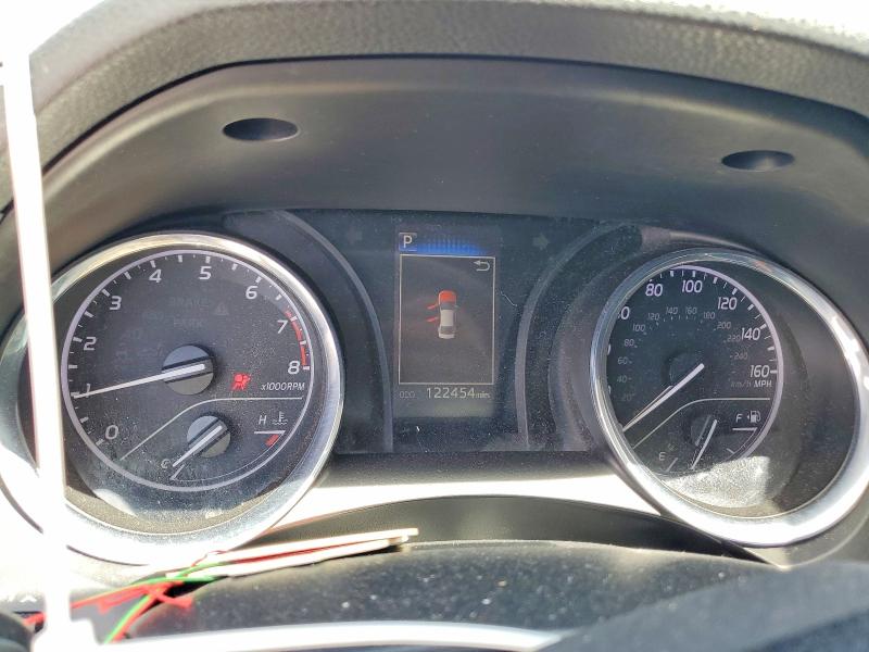 49631546 :رقم المزاد ، 4T1G11AKXLU308982 vin ، 2020 Toyota Camry مزاد بيع