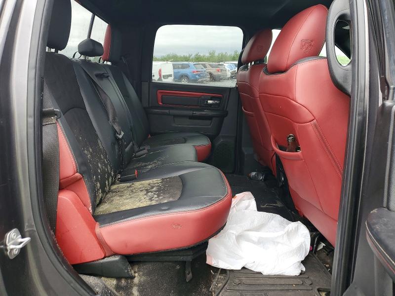 50451346 :رقم المزاد ، 1C6RR7YT8JS110313 vin ، 2018 Ram 1500 مزاد بيع