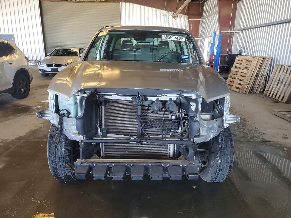50150276 :رقم المزاد ، 5TFAZ5CN3JX066758 vin ، 2018 Toyota Tacoma مزاد بيع