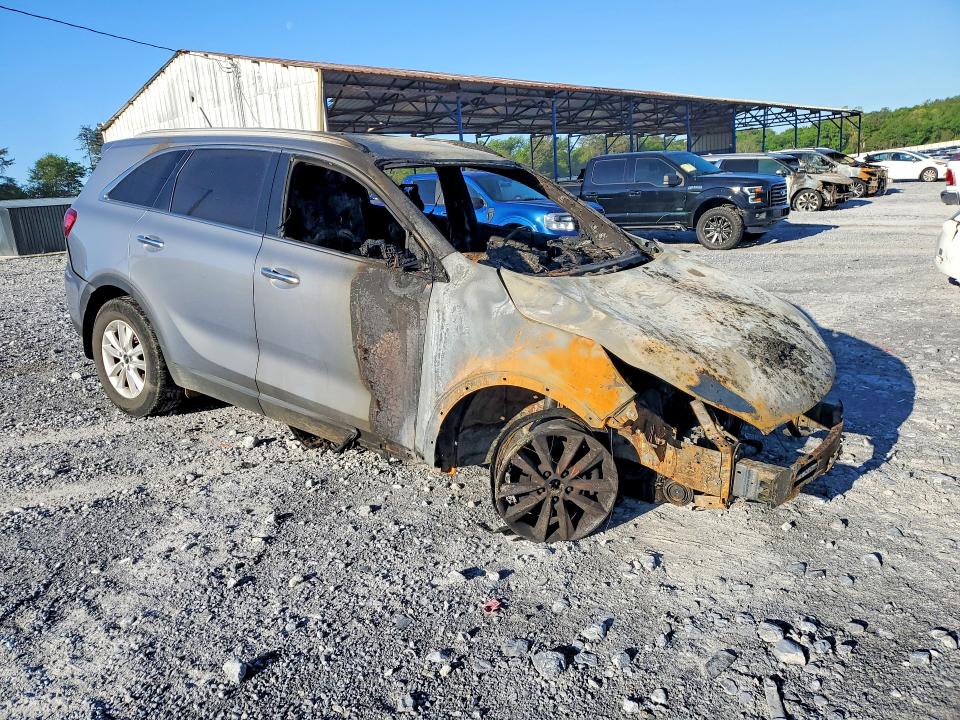 Продажа на аукционе авто 2020 Kia Sorento, vin: 5XYPG4A32LG686583, номер лота: 48937616