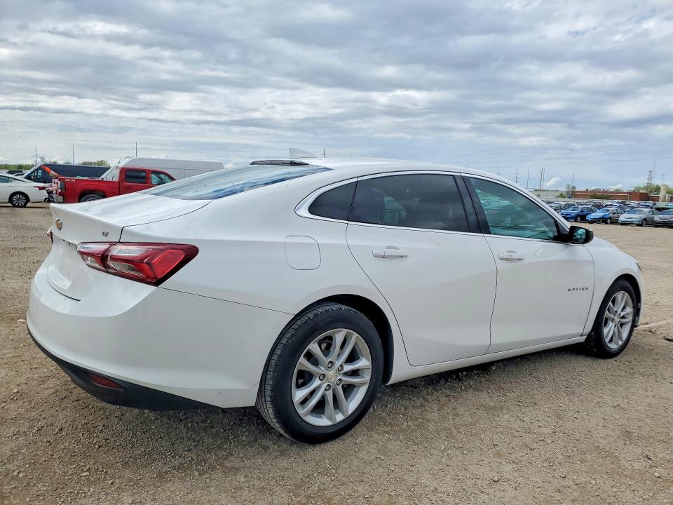 50849096 :رقم المزاد ، 1G1ZD5ST3KF105883 vin ، 2019 Chevrolet Malibu مزاد بيع